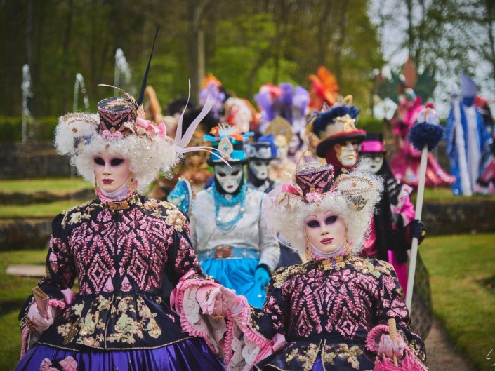 Les costumes de Venie aux jardins d’annevoie 2017 – 105 mm – Les costumes de Venise aux jardins d annevoie 2017 NIKON D800E 105 mm 42113 – avr. 30 2017 – NIKON D800E