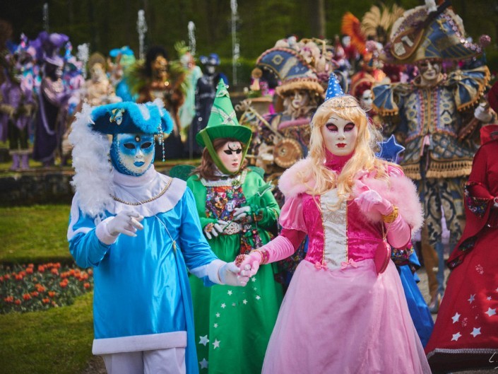 Les costumes de Venie aux jardins d’annevoie 2017 – 105 mm – Les costumes de Venise aux jardins d annevoie 2017 NIKON D800E 105 mm 42139 – avr. 30 2017 – NIKON D800E