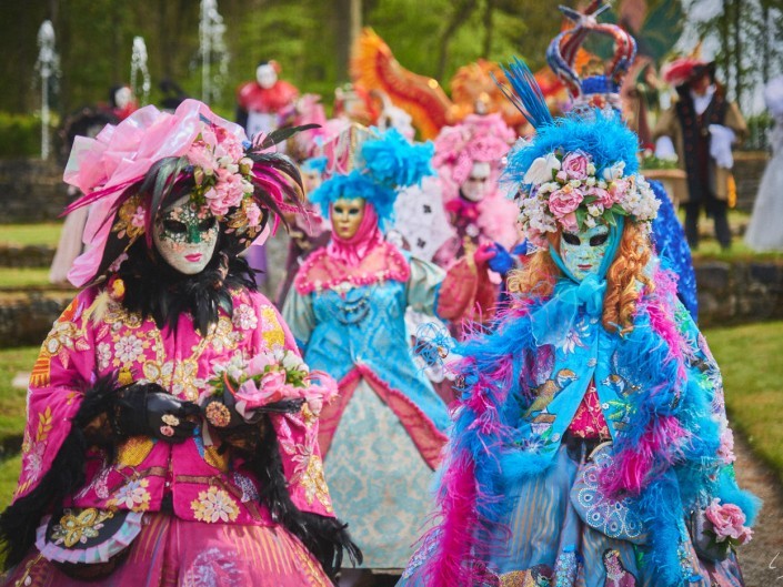 Les costumes de Venie aux jardins d’annevoie 2017 – 120 mm – Les costumes de Venise aux jardins d annevoie 2017 NIKON D800E 120 mm 42088 – avr. 30 2017 – NIKON D800E