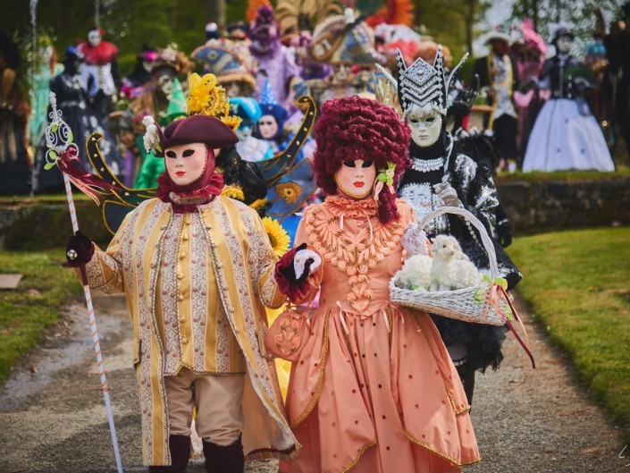 Les costumes de Venie aux jardins d’annevoie 2017 – 120 mm – Les costumes de Venise aux jardins d annevoie 2017 NIKON D800E 120 mm 42147 – avr. 30 2017 – NIKON D800E
