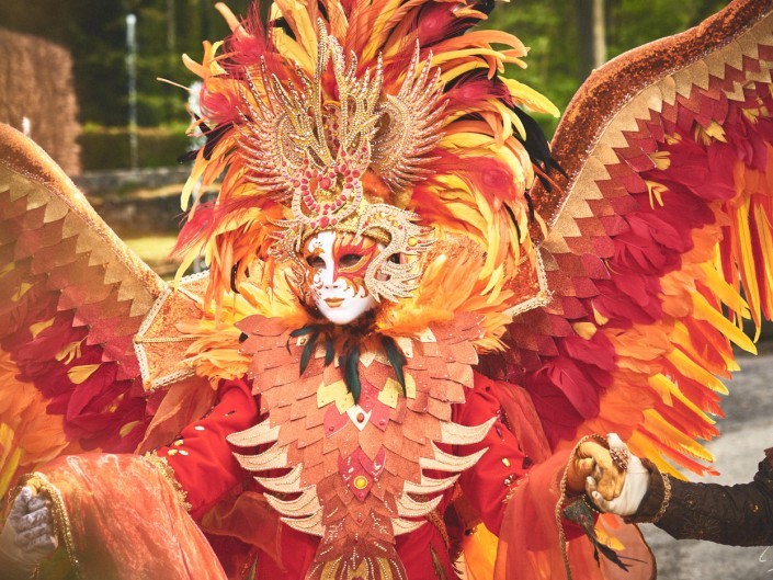 Les costumes de Venie aux jardins d’annevoie 2017 – 120 mm – Les costumes de Venise aux jardins d annevoie 2017 NIKON D800E 120 mm 6.31992 – avr. 30 2017 – NIKON D800E