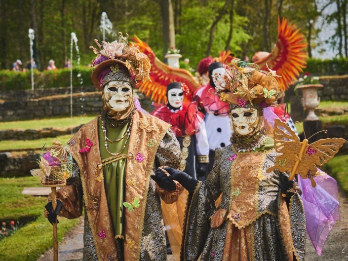 Les costumes de Venie aux jardins d’annevoie 2017 – 120 mm – Les costumes de Venise aux jardins d annevoie 2017 NIKON D800E 120 mm 6.32007 – avr. 30 2017 – NIKON D800E
