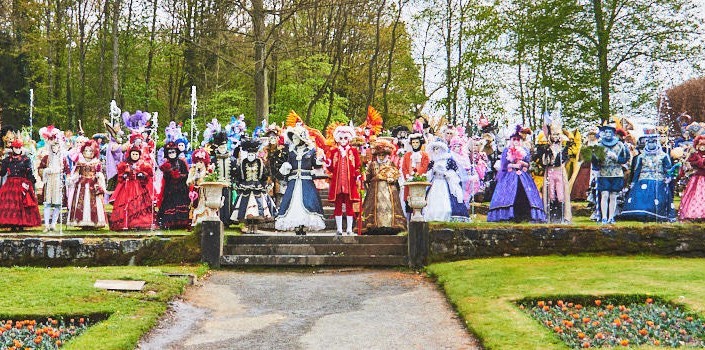 Les costumes de Venie aux jardins d’annevoie 2017 – 24 mm – Les costumes de Venise aux jardins d annevoie 2017 NIKON D800E 24 mm 42205 – avr. 30 2017 – NIKON D800E 2