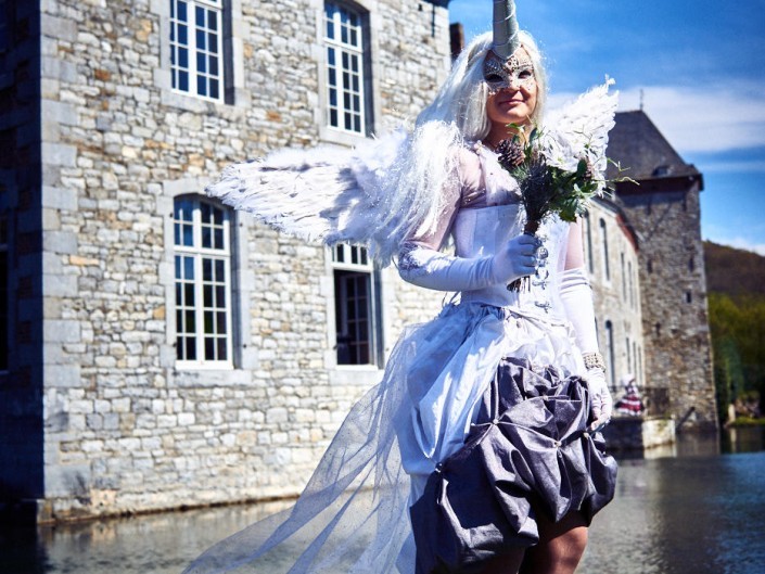 Les costumes de Venie aux jardins d’annevoie 2017 – 38 mm – Les costumes de Venise aux jardins d annevoie 2017 NIKON D800E 38 mm 43127 – avr. 30 2017 – NIKON D800E