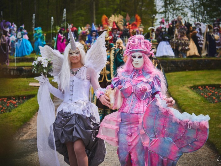 Les costumes de Venie aux jardins d’annevoie 2017 – 78 mm – Les costumes de Venise aux jardins d annevoie 2017 NIKON D800E 78 mm 42153 – avr. 30 2017 – NIKON D800E