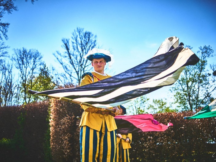 les alfers namurois aux jardins d’annevoie 2017 – 66 mm – Les costumes de Venise aux jardins d annevoie 2017 NIKON D800E 66 mm 43075 – avr. 30 2017 – NIKON D800E